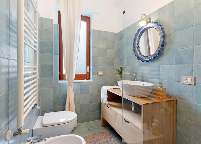 Center * سورينتو